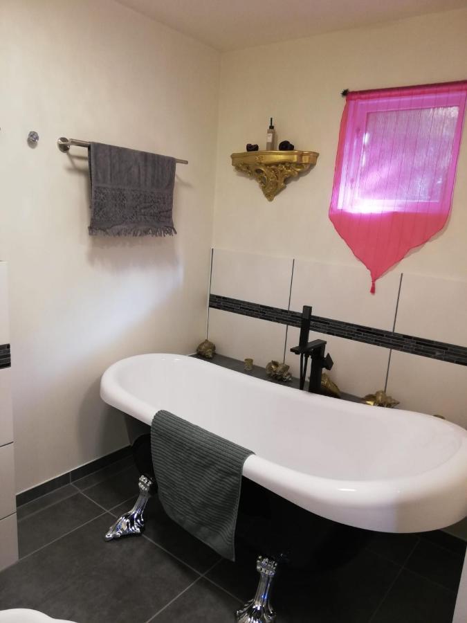 Apartment Melanie Hovmantorp Εξωτερικό φωτογραφία
